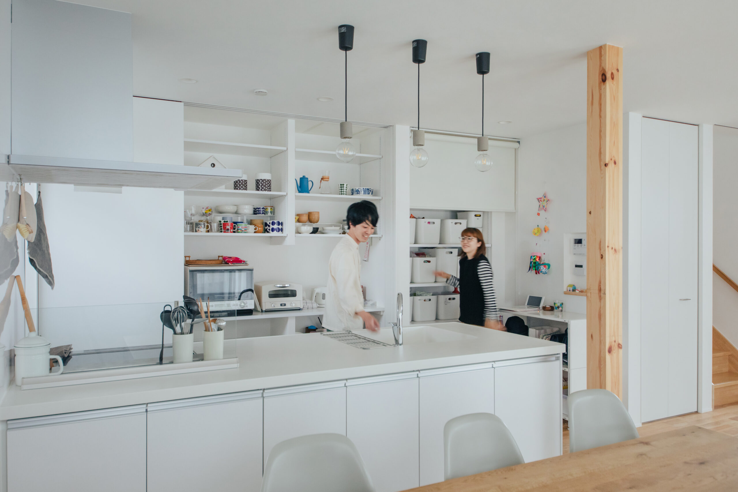 優しい風合いの三角屋根のお家