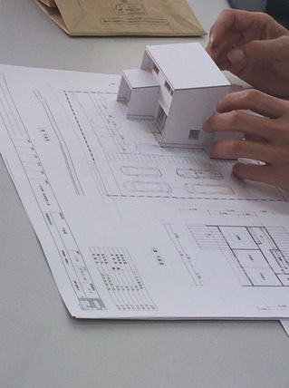 ～"建築家"フジタオサム先生のご紹介～