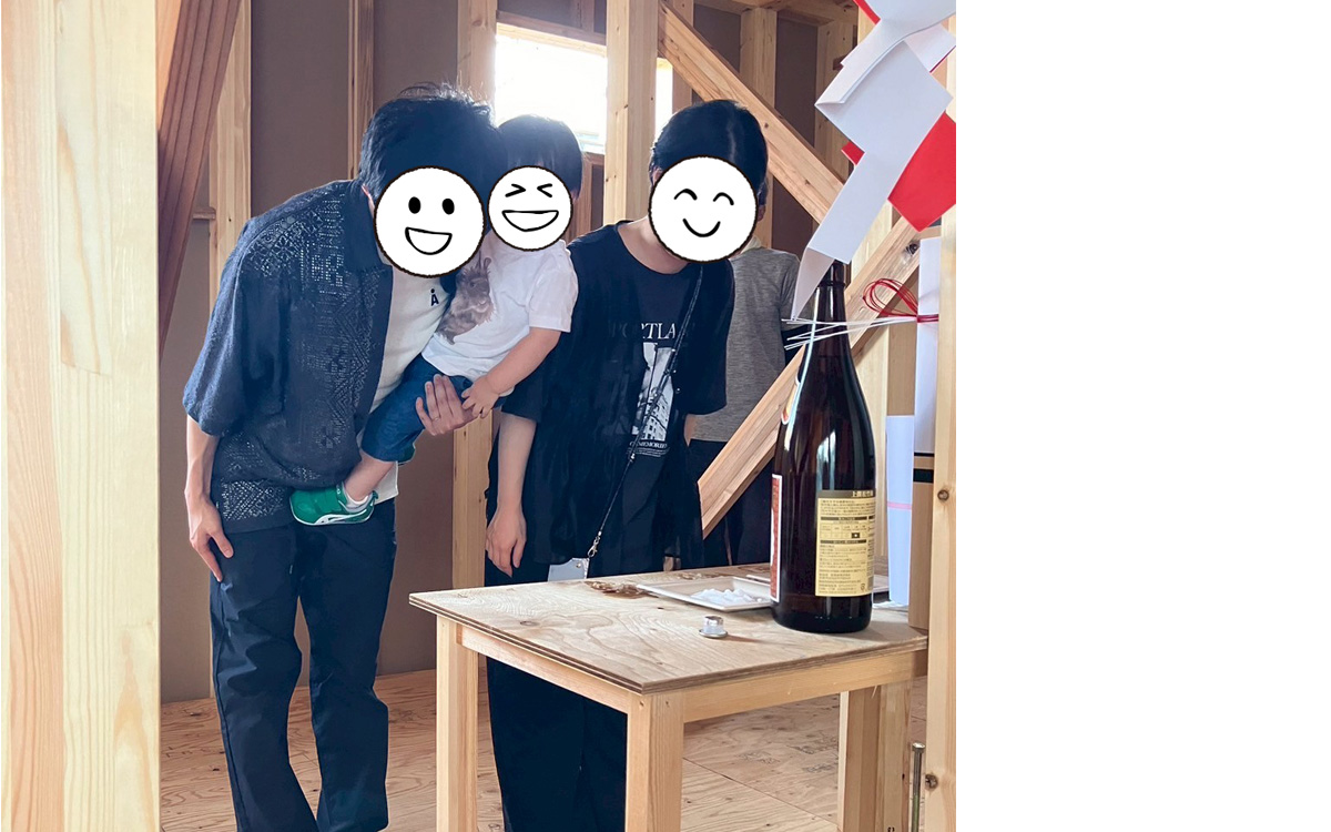 記念撮影 ― 笑顔いっぱいの特別な瞬間