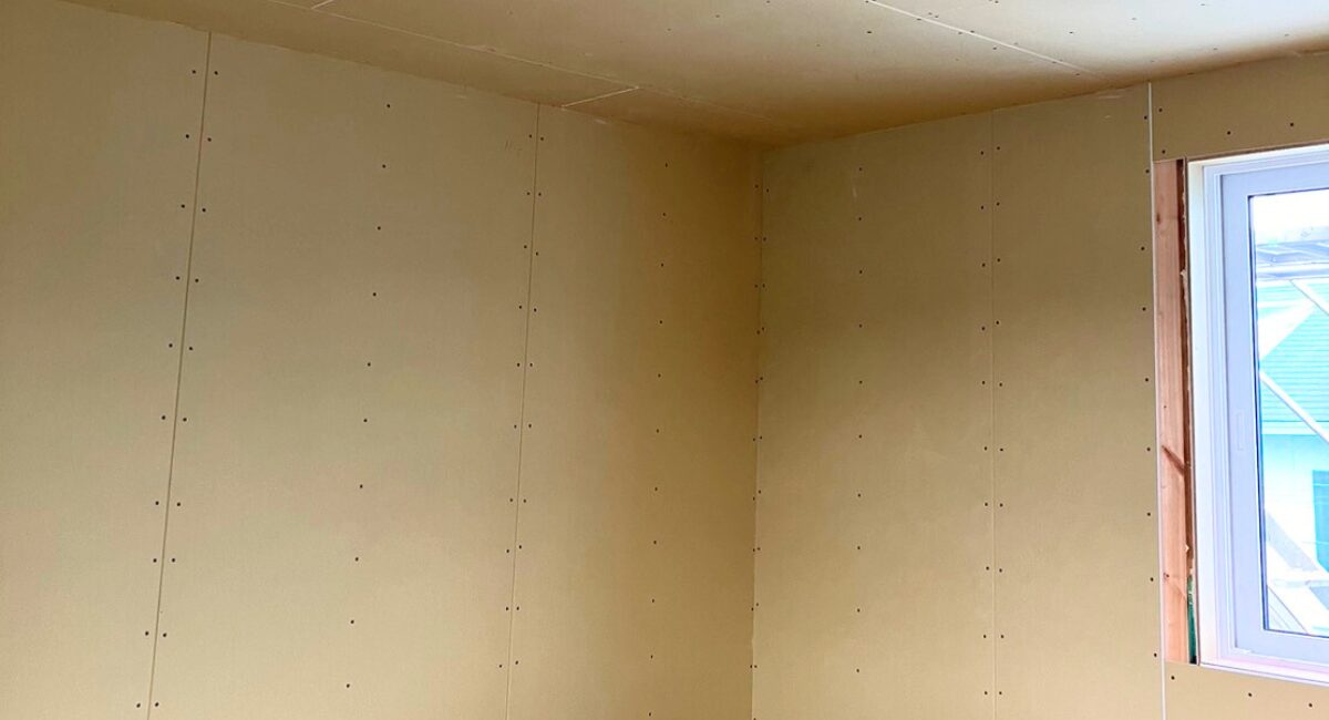 仕上がり前だからこそ感じられる“現場の空気”