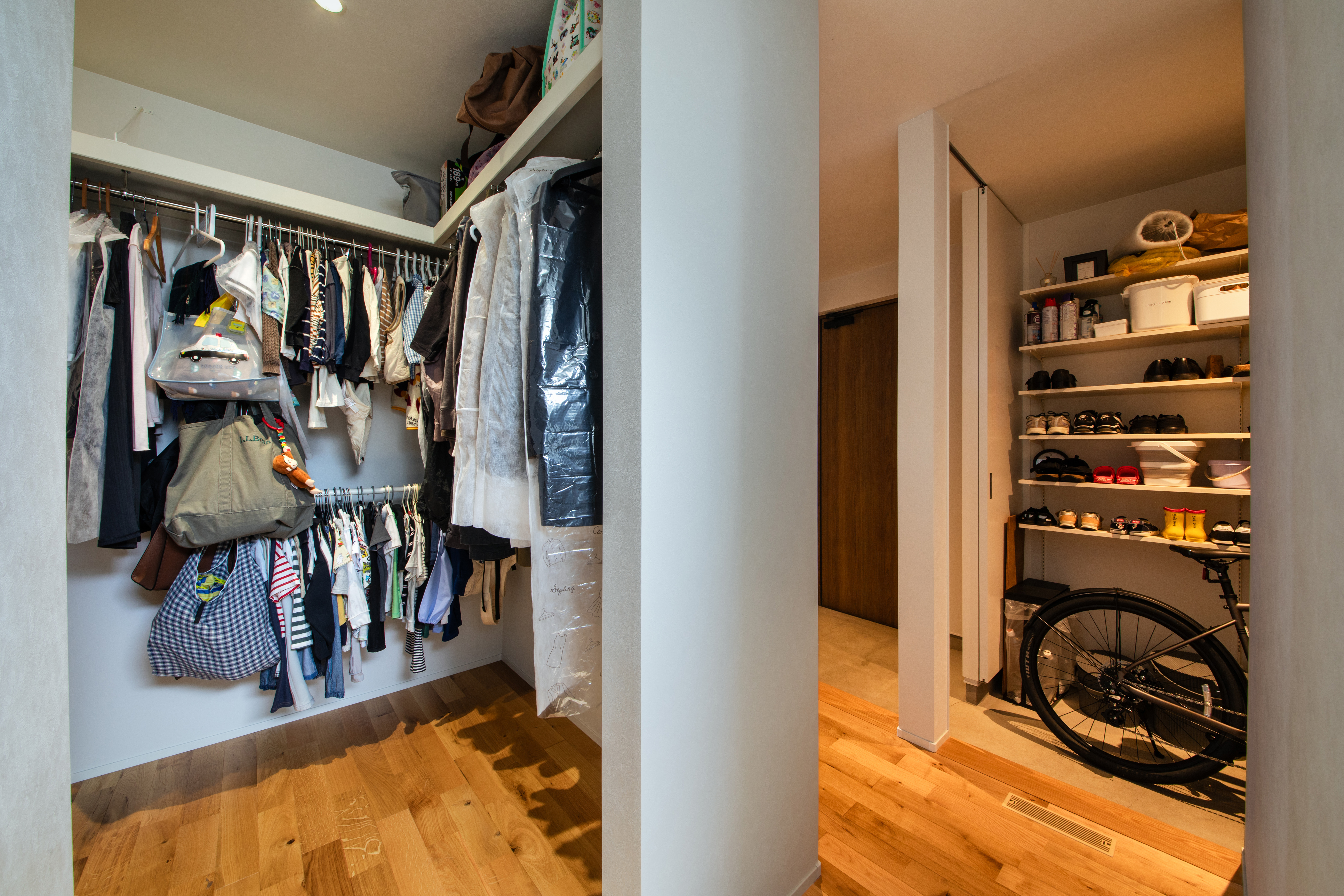 プライベートな庭とつながる、心地よい平屋